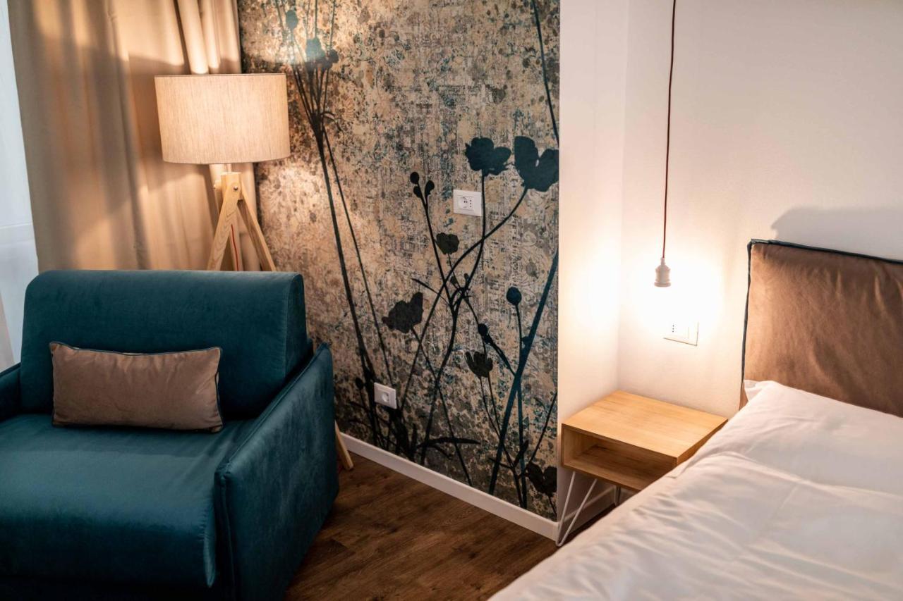 Stay Cooper L Guesthouse Zum Loewen Мерано Экстерьер фото