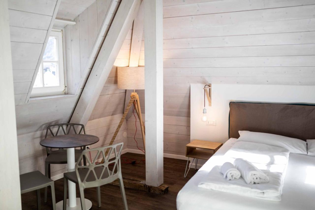 Stay Cooper L Guesthouse Zum Loewen Мерано Экстерьер фото