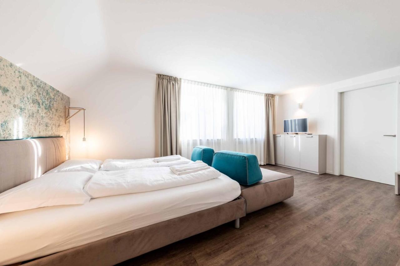 Stay Cooper L Guesthouse Zum Loewen Мерано Экстерьер фото